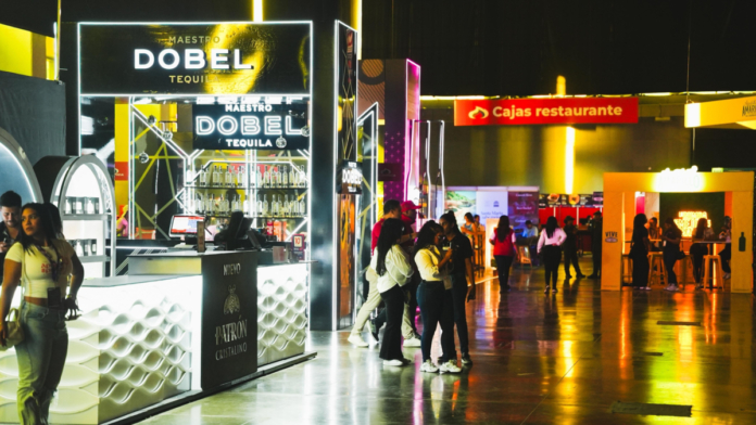 expodrinks-2025-sorprende-a-barranquilla-con-sabores-innovadores:-un-helado-tropical-con-tajin,-chamoy-y-un-shot-de-tequila
