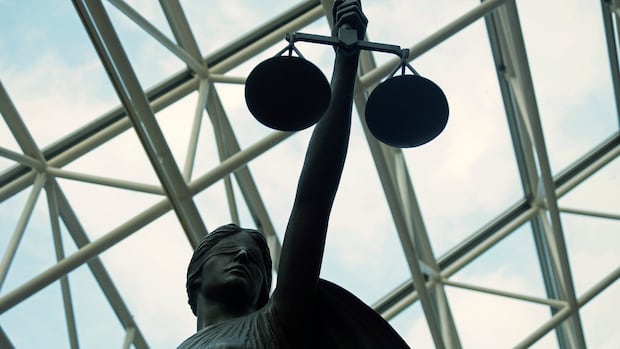 bc.-lawyers-are-being-threatened-with-extortion,-regulator-says,-prompting-calls-for-enforcement