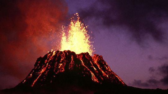 desarrollan-con-ia-una-herramienta-para-anticipar-erupciones-volcanicas-hasta-12-horas-antes