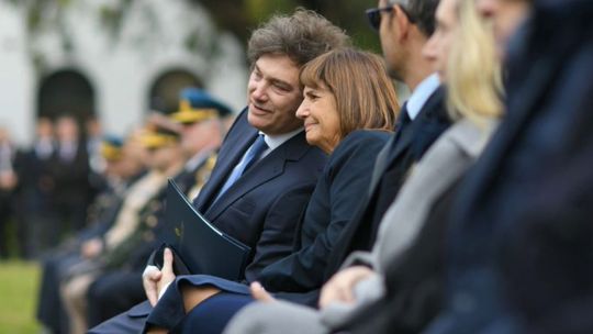 patricia-bullrich-renuncia-como-ministra-de-seguridad-para-ocupar-banca-en-el-senado