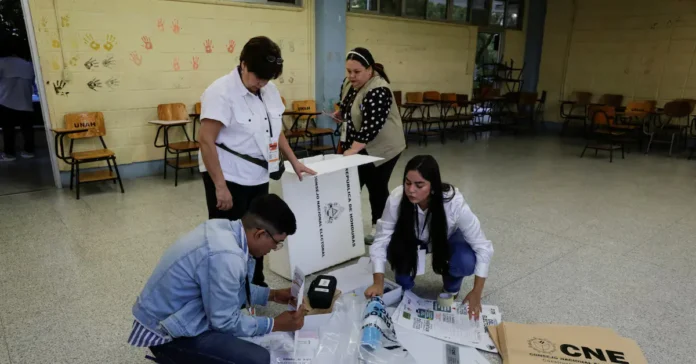 la-lucha-por-el-poder-vinculada-a-trump-en-honduras-expone-una-democracia-al-limite