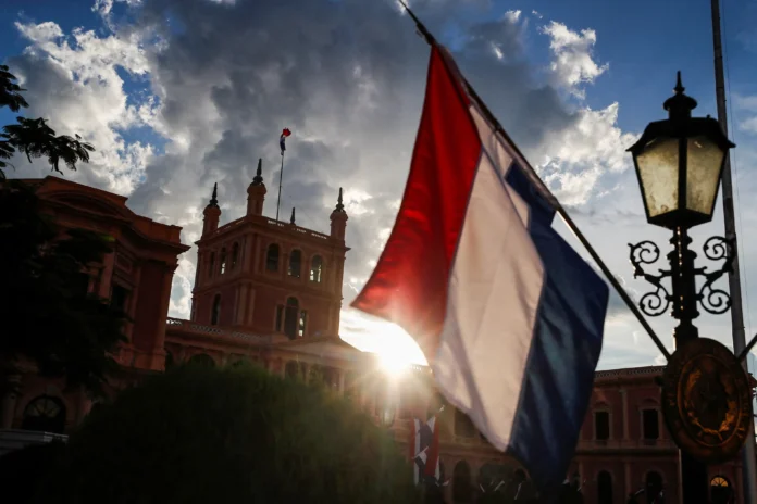 la-silenciosa-mejora-de-paraguay:-como-un-pais-pequeno-se-convirtio-en-una-historia-de-gran-credibilidad