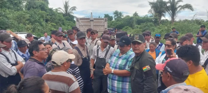 denuncian-avasallamientos-en-tierras-menonitas-con-rutas-del-inra