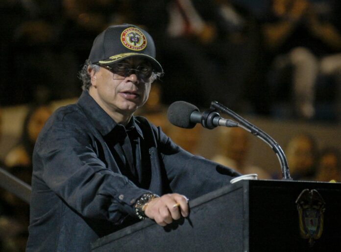 petro-denuncia-hallazgo-de-cuerpos-en-mar-de-colombia-que-podrian-ser-por-bombardeo-de-ee-uu