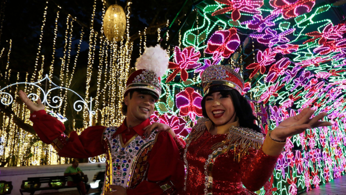 asi-se-disfrutara-el-alumbrado-navideno-en-cali,-durante-la-noche-de-las-velitas:-evite-la-polvora;-van-ocho-quemados-en-la-ciudad,-en-diciembre