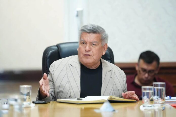 cesar-acuna-sobre-deudas-de-app:-“no-es-malo-que-un-fundador-o-grupo-de-personas-puedan-prestar-para-que-el-partido-se-mantenga-vigente”
