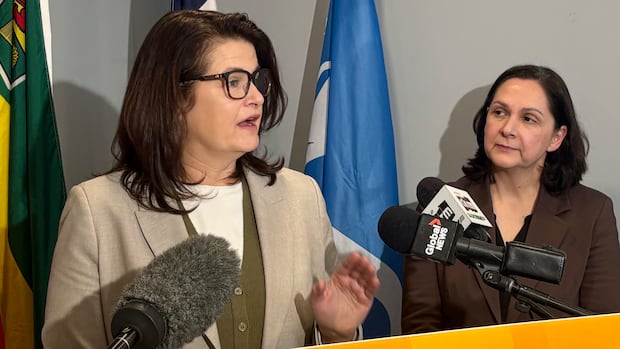sask-ndp-pushes-for-rent-control-as-premier-moe-touts-affordability-at-real-estate-event
