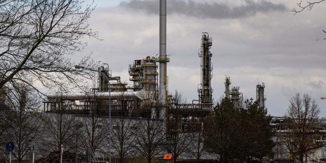 dans-le-nord-de-l’allemagne,-un-«incidente»-sur-un-oleoduc-a-provoque-un-«importante-deversement-de-petrole»