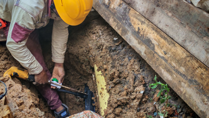de-la-exclusion-al-grifo:-medellin-avanza-en-equidad-al-garantizar-agua-potable-a-mas-de-12.700-hogares-en-territorios-olvidados