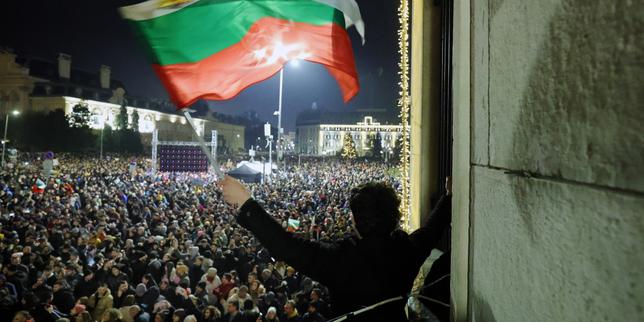 bulgaria:-con-las-manifestaciones-monstruosas,-la-generacion-z-obtient-la-chute-du-gouvernement