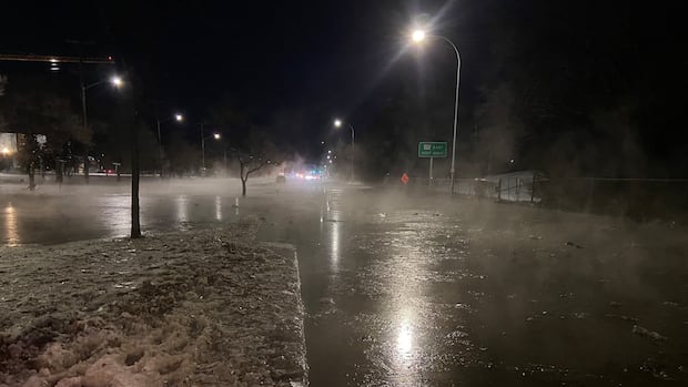 some-winnipeg-residents-advised-to-check-tap-water-after-north-main-street-water-main-break