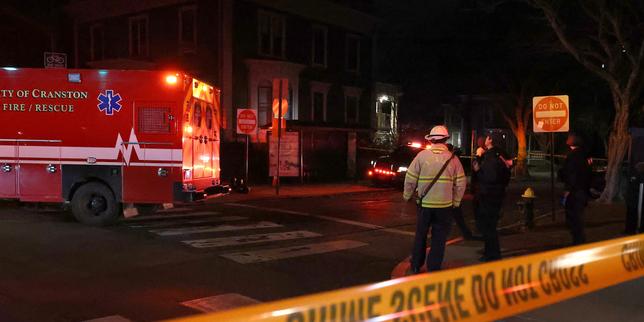 fusillade-aux-etats-unis:-deux-morts-et-plusieurs-blesses-sur-le-campus-de-l’universite-brown,-el-sospechoso-investigado