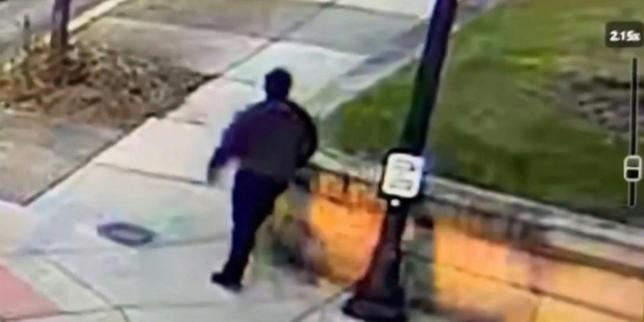 video.-tirs-a-l’universite-brown:-la-policia-a-difuse-des-imagenes-del-autor-presume,-todos-los-dias-en-fuga