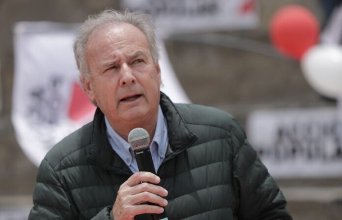 alfredo-barnechea-presentara-denuncias-por-exclusion-de-ap:-“el-jne-ha-accionado-fuera-de-la-ley-por-completo”