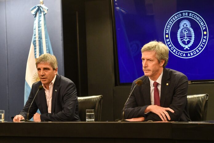 argentina-to-adjust-currency-bands-by-inflation-and-accumulate-reserves