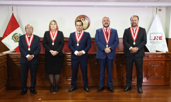 jne-aprueba-informe-que-concluye-que-no-resulta-viable-aplicacion-de-solucion-tecnologica-del-voto-digital-en-elecciones-del-2026