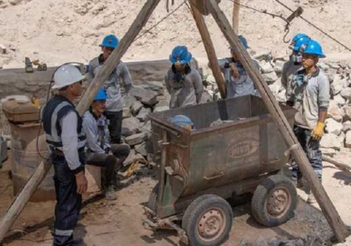 congreso-envia-al-despacho-presidencial-autografa-que-amplia-el-reinfo-hasta-el-2026-para-su-promulgacion-u-observacion