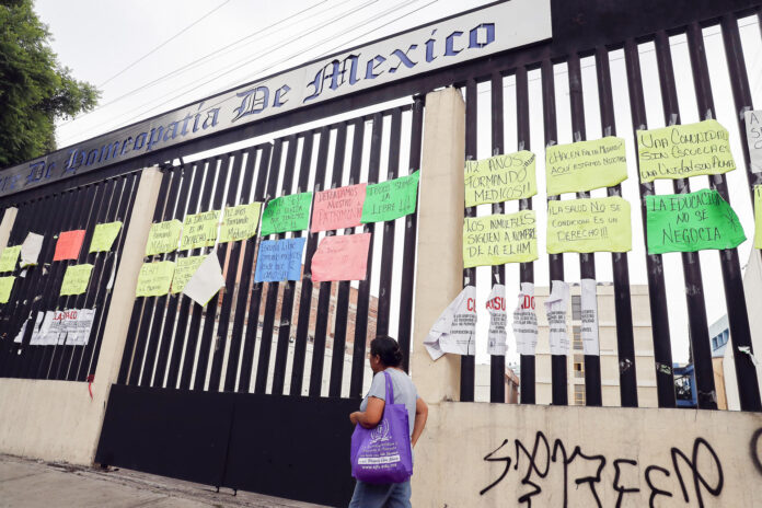 pareja-inmigrante-fue-deportada-a-mexico-y-separada-de-su-bebe