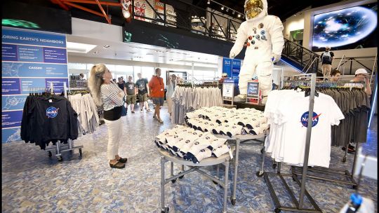 kennedy-space-visitor-center:-la-casa-de-la-nasa-tiene-una-promo-especial-para-latinoamericanos