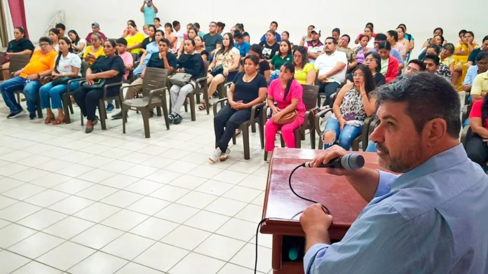 montero:-salud-se-capacita-para-detectar-casos-de-cancer-bucal