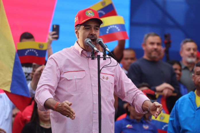 maduro-celebra-la-“lealtad-suprema”-de-la-fanb-en-medio-de-tensiones-con-ee-uu