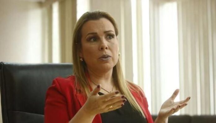 carta-de-la-candidata-fiorella-molinelli-sobre-informe-de-casos-fiscales