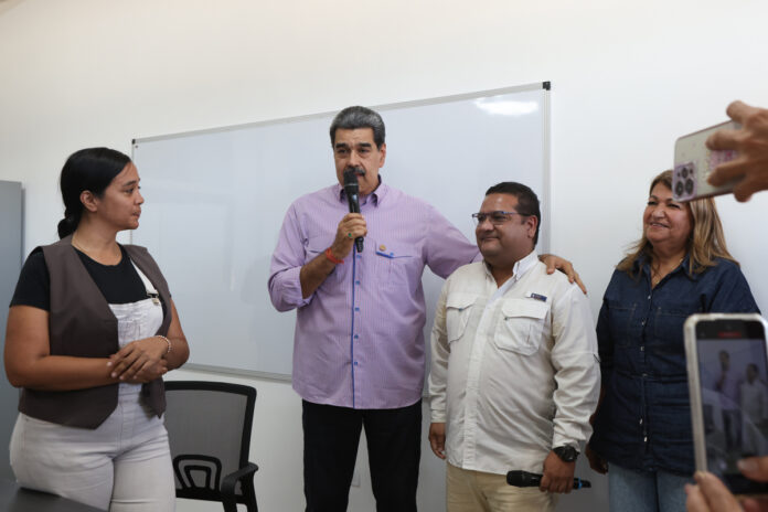 maduro-afirma-que-los-medios-de-comunicacion-en-estados-unidos-divulgan-mentiras-sobre-venezuela