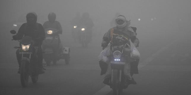 los-aviones-detenidos-por-una-amenaza-de-contaminacion-en-nueva-delhi