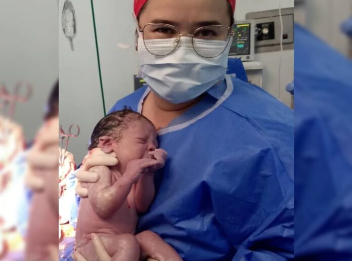 primer-bebe-nacido-en-caracas-en-2026-es-una-nina
