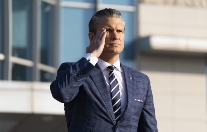 pete-hegseth-califica-de-“historica”-la-operacion-“furtiva,-letal-y-precisa”contra-maduro:-“bienvenidos-a-2026″