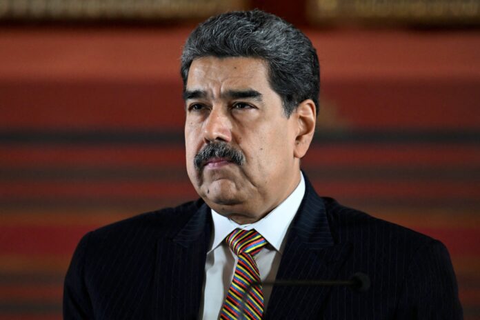gobierno-peruano-espera-una-“transicion-con-pleno-respeto-del-derecho-internacional-y-de-los-derechos-humanos”-tras-la-captura-de-nicolas-maduro