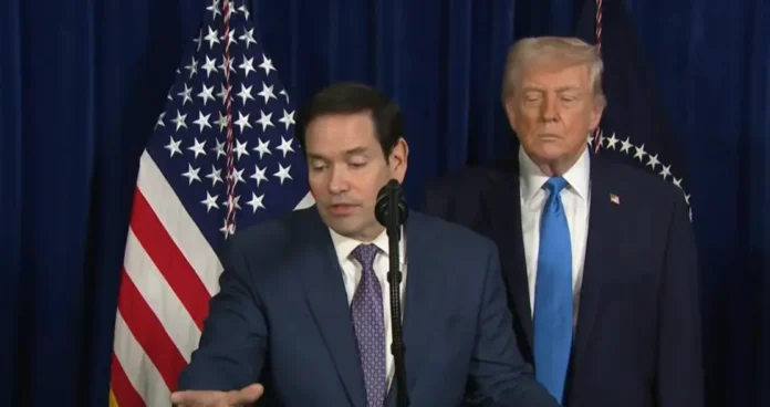 la-sesion-informativa-de-trump-en-mar-a-lago-senala-el-control-de-estados-unidos-sobre-la-venezuela-post-maduro