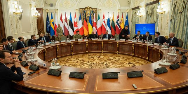 en-directo,-guerra-en-ucrania:-kiev-debe-defenderse-solo-si-la-diplomacia-internacional-hace-eco-para-obtener-la-paz,-declara-volodymyr-zelensky