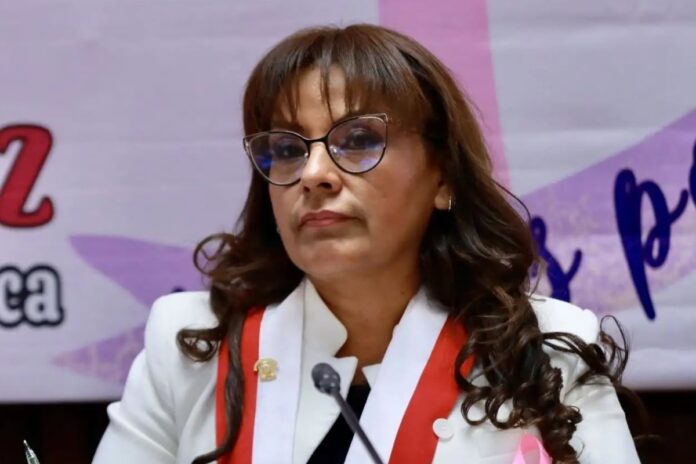 kira-alcarraz:-sat-denuncia-a-congresista-por-agredir-a-trabajador-durante-operativo-vehicular