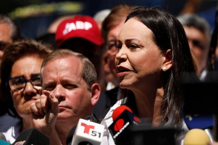 venezuela:-machado-says-she-wants-to-give-trump-her-nobel-peace-prize