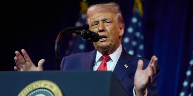 groenlandia:-donald-trump-estudia-«-plusieurs-options-»-y-comprende-«-utiliser-l’armee-»,-declara-sa-porte-parole