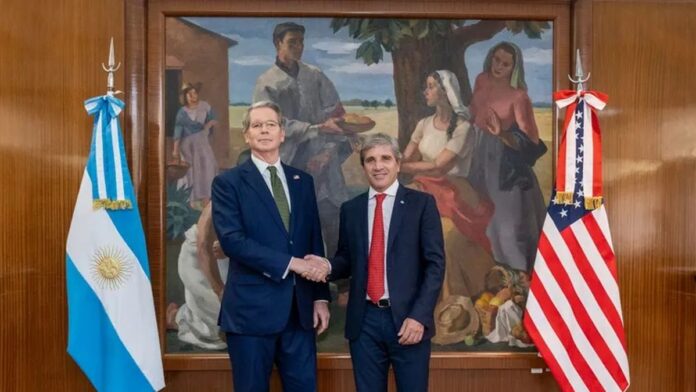 scott-bessent-celebro-la-cancelacion-del-swap:-“marcar-el-rumbo-para-una-argentina-fuerte-y-estable-es-sin-duda-lo-mejor-para-eeuu”