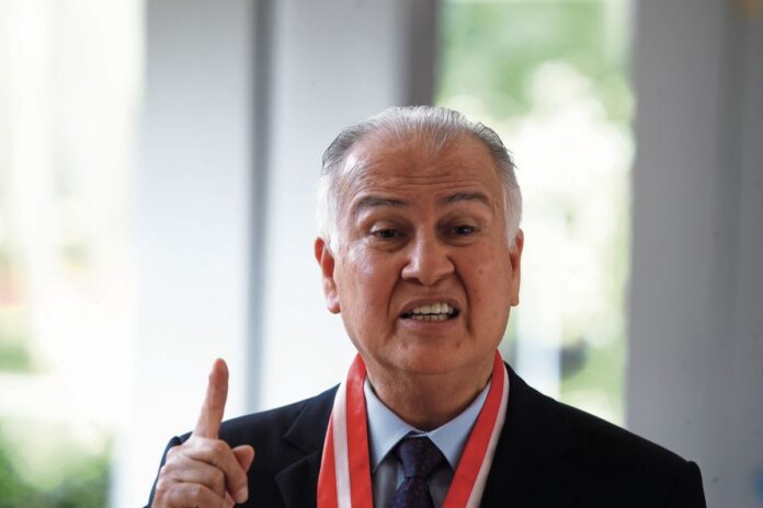 el-pasado-de-lopez-chau