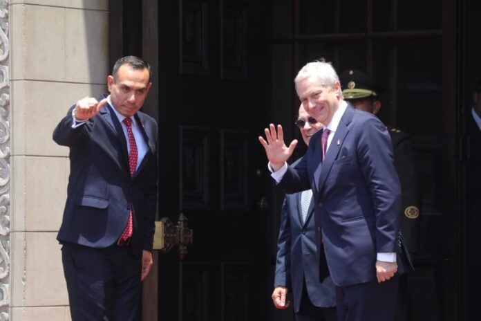jose-jeri-descarta-la-propuesta-de-un-corredor-humanitario-para-venezolanos