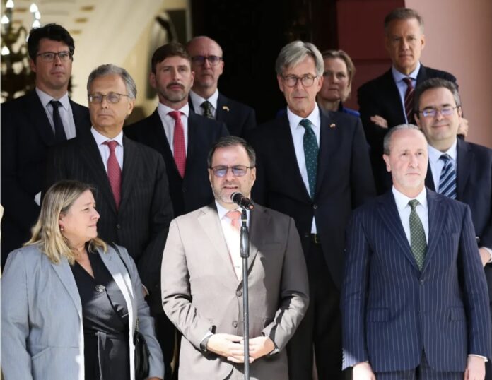 diplomaticos-de-ue,-reino-unido-y-suiza-se-reunen-con-delcy-rodriguez-en-caracas