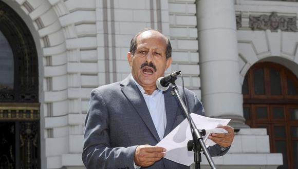 hector-valer-anuncia-proceso-disciplinario-en-la-bancada-somos-peru-contra-jose-jeri-por-reunion-con-empresario