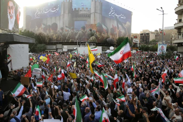 trump-insta-a-los-iranies-a-“ocupar-instituciones”-mientras-aumentan-las-cifras-de-muertos-en-las-protestas-en-iran