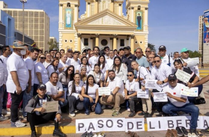 familiares-y-activistas-exigen-en-maracaibo-la-liberacion-de-juan-pablo-guanipa-y-demas-presos-politicos