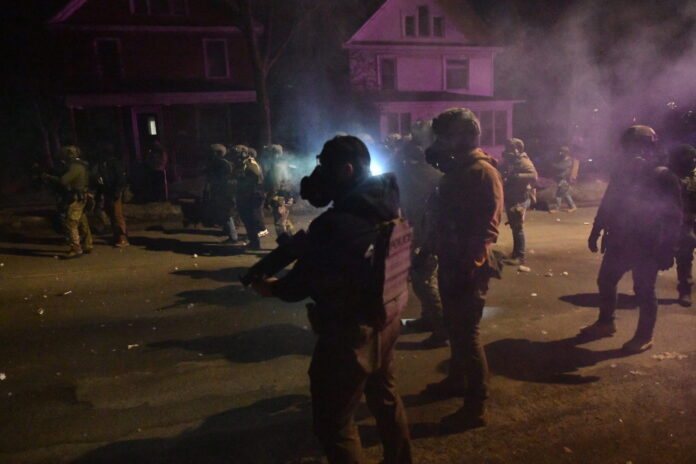 agente-del-ice-le-disparo-a-un-venezolano-en-una-operacion-en-mineapolis