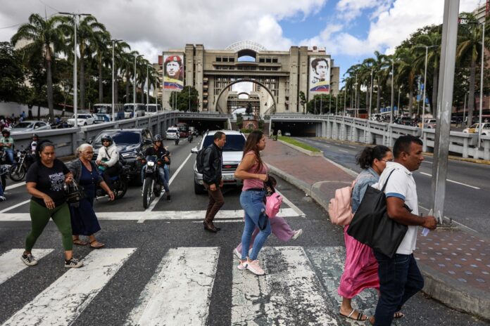 china-busca-garantias-sobre-sus-prestamos-en-venezuela:-la-deuda-ascenderia-a-20.000-millones-de-dolares