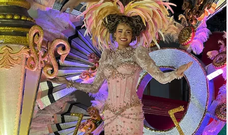 camila-i-derrocha-alegria-en-la-segunda-precarnavalera