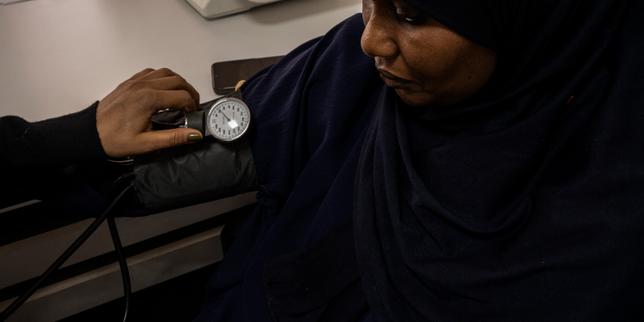 en-libia,-la-respuesta-de-urgencia-a-los-refugiados-soudanais,-victima-de-la-ayuda-internacional