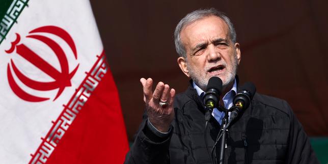 iran:-un-ataque-contra-el-ayatola-ali-jamenei-equivalente-a-una-guerra-total-contra-la-nacion,-enfrentado-en-guardia-al-presidente-irani