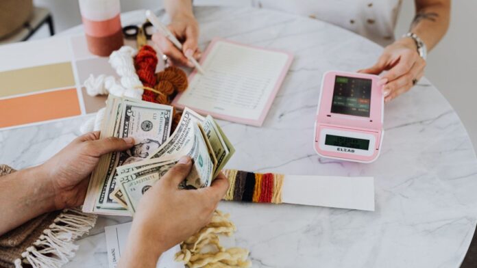 los-4-habitos-chinos-para-poner-en-practica-y-conseguir-tu-ansiado-ahorro-en-dolares
