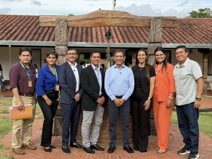 firman-compromiso-para-la-creacion-de-un-juzgado-en-porongo